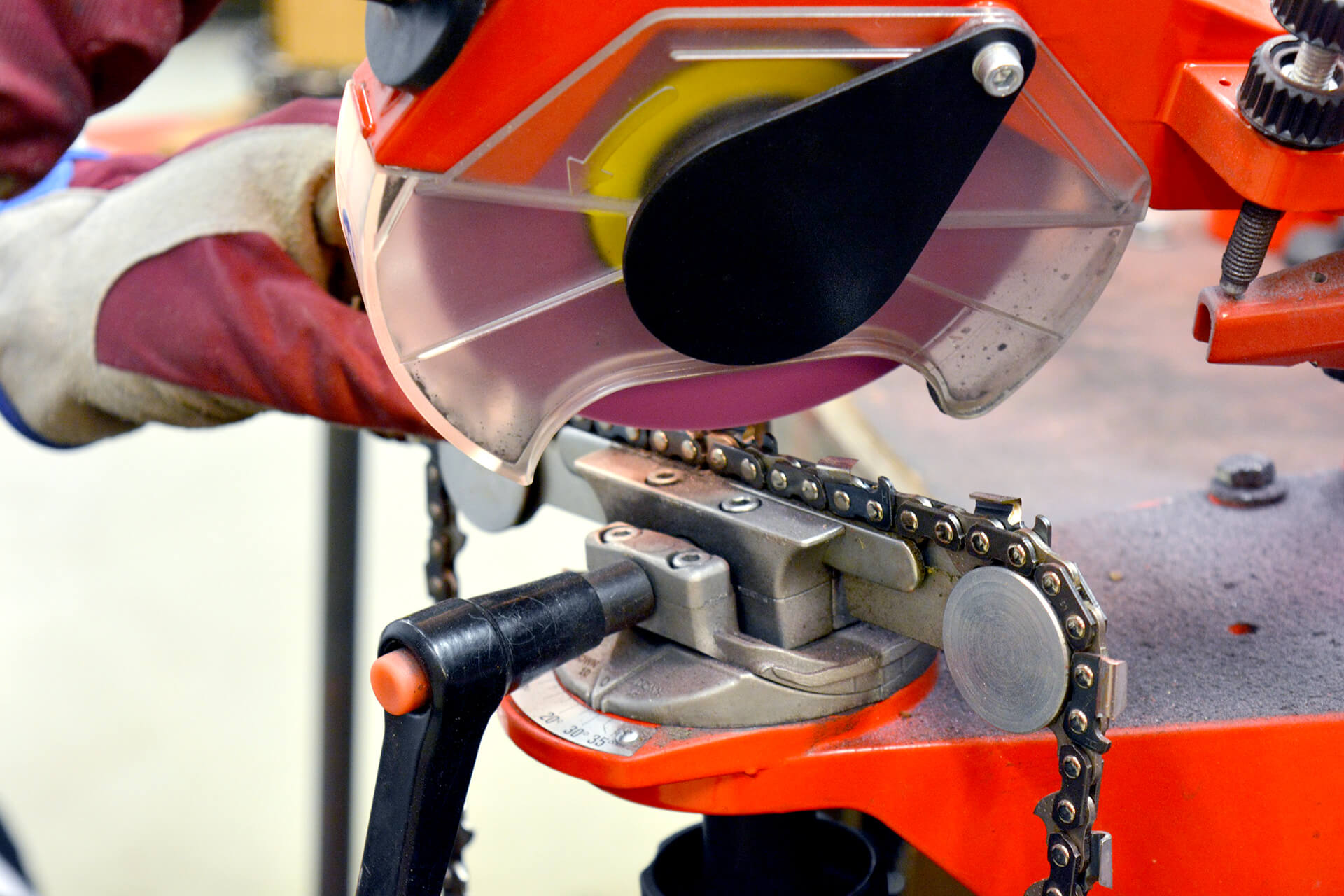chain sharpening header